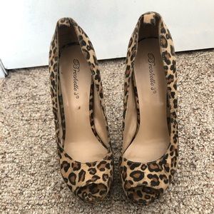 Leopard print open toe heel